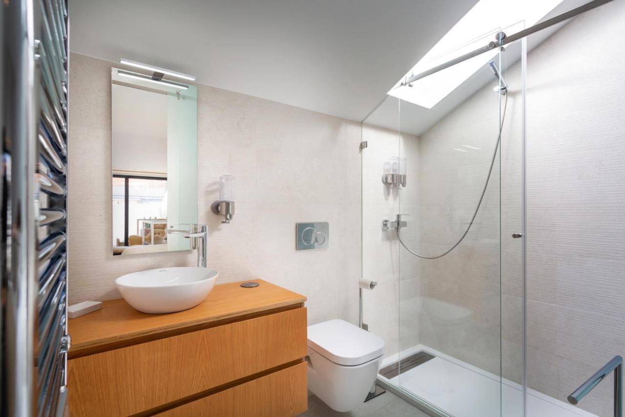 Stupendo-Three Rooms-Suite With Terrace -Center -Air Conditioning-Free Park Lisbona Esterno foto